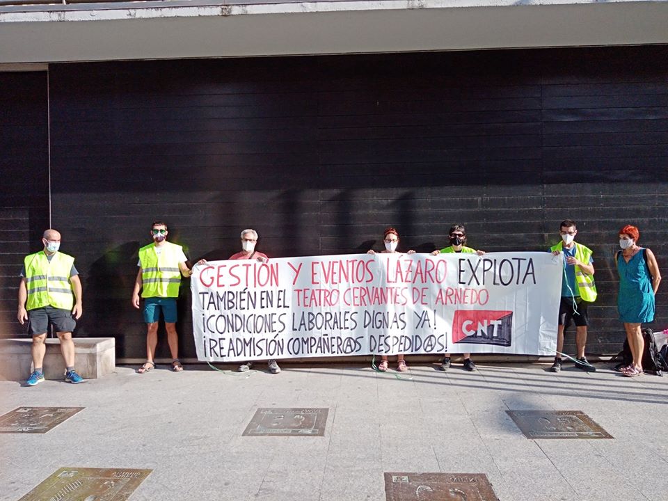 CNT se moviliza en Arnedo por la readmisión de socorristas desdepedidos