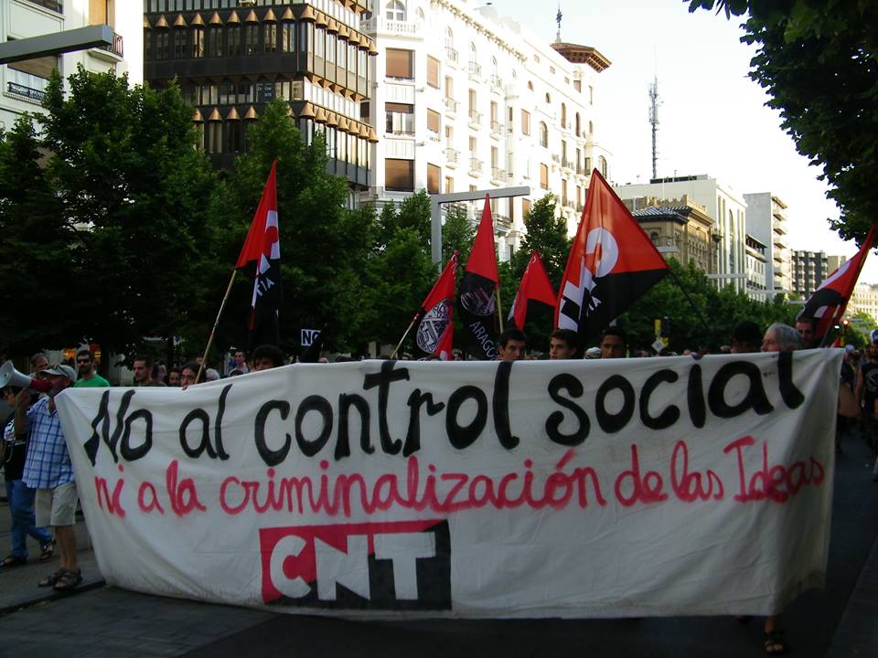 [CNT-Zaragoza] Crónica de la manifestación contra la «Ley Mordaza»