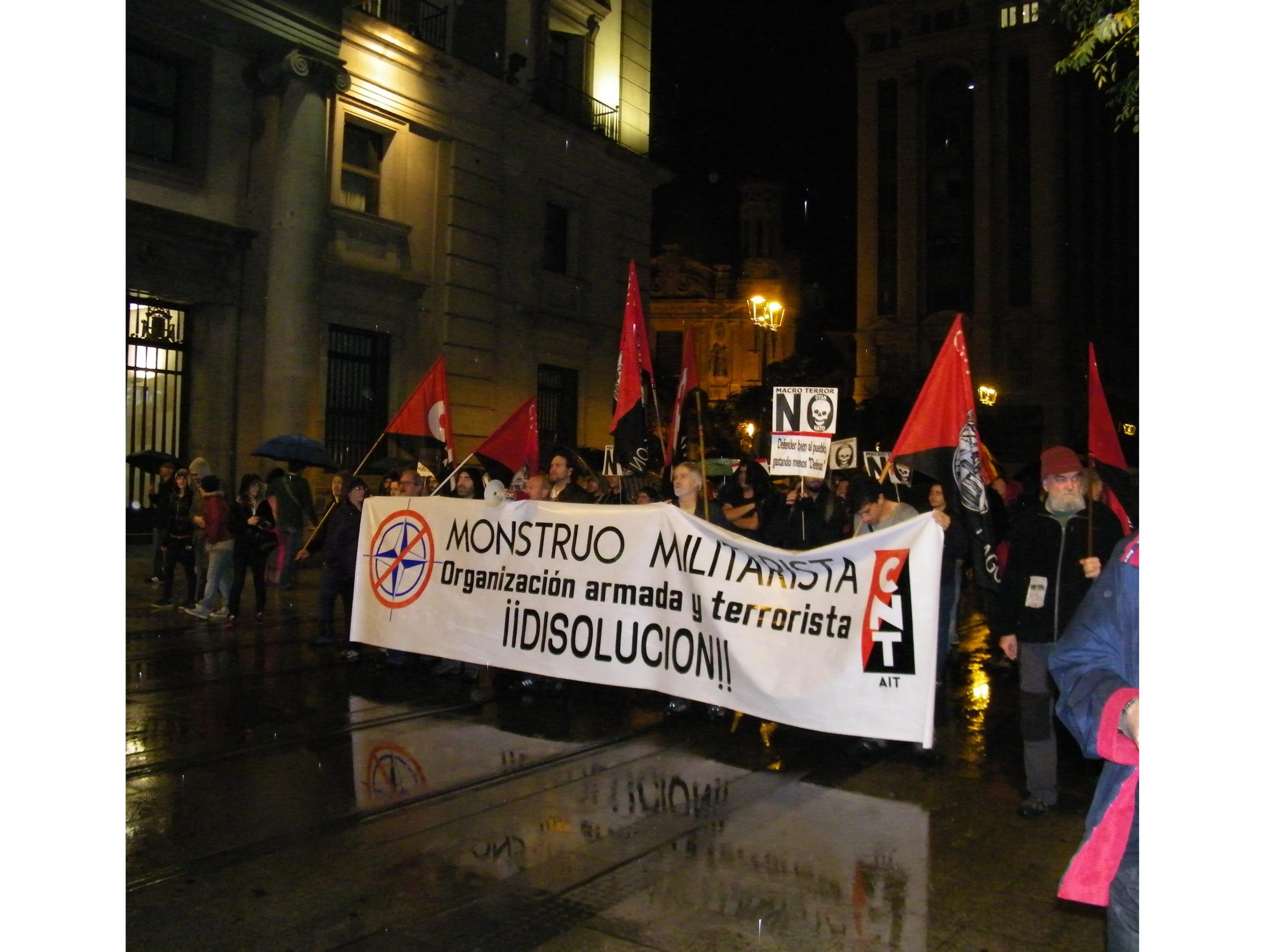 [CNT-Zaragoza] Crónica de la manifestación anti-OTAN: Stoltenberg, GO HOME!!